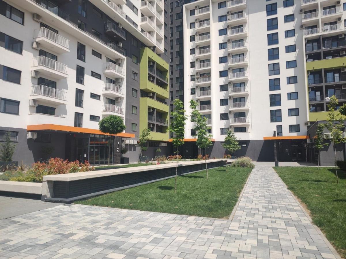 Silvia Resident Apartment Oradea Exterior photo